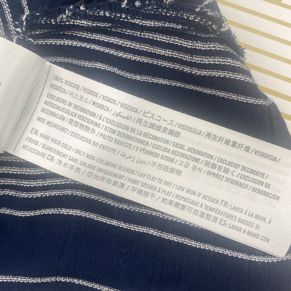 Abercrombie & fitch top - Picture 8 of 8